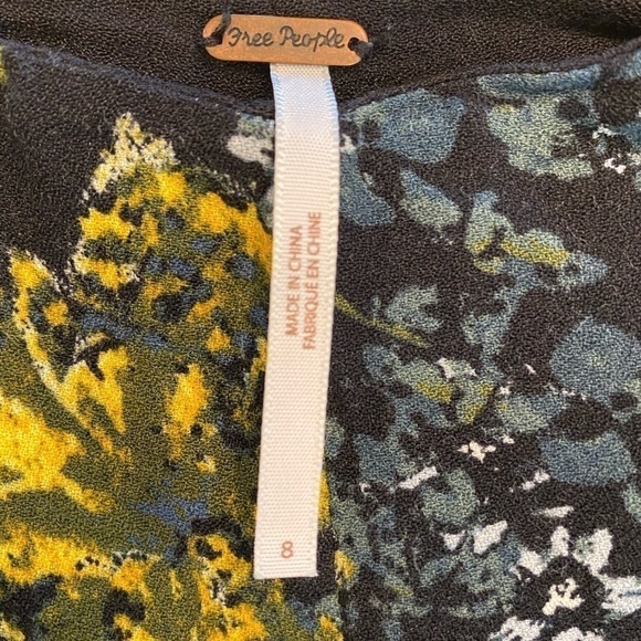 Free people Fiona shorts size (8) medium - Picture 3 of 5